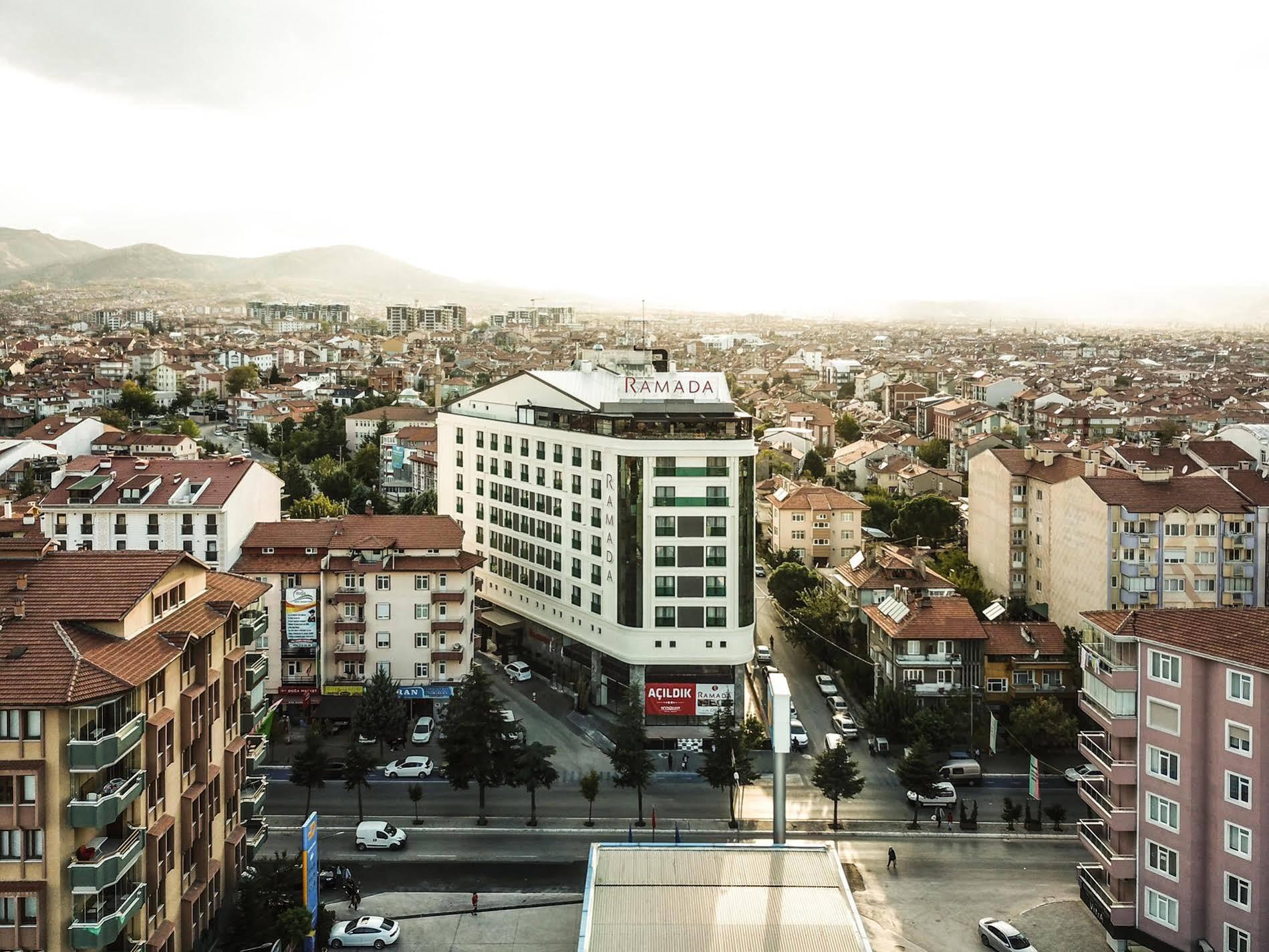 Ramada By Wyndham Isparta Eksteriør bilde